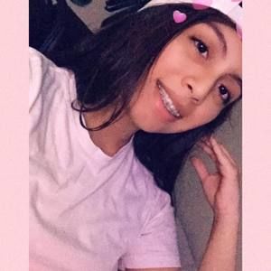 Meet your Posher, Alexandra